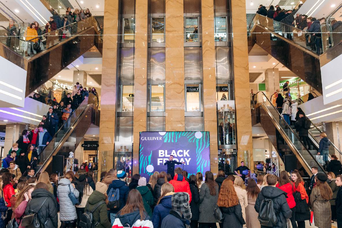 Чорна п&#039;ятниця 2019 — LAUD, автограф-сесія Євгена Кота і Ксенії Мішиной image-238