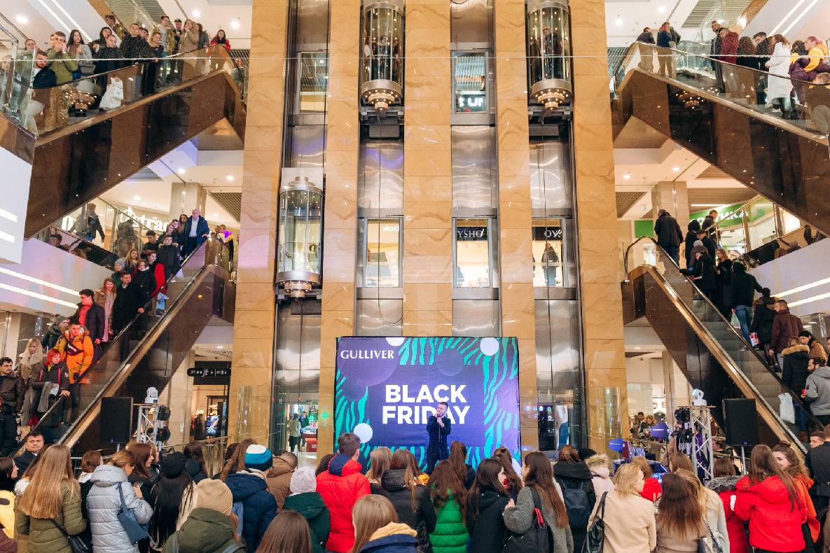 Чорна п&#039;ятниця 2019 — LAUD, автограф-сесія Євгена Кота і Ксенії Мішиной image-242