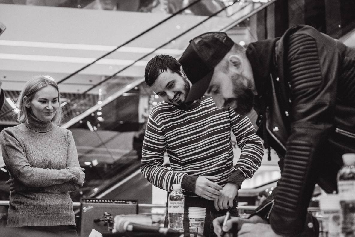 Автограф сессия MACHETE image-85