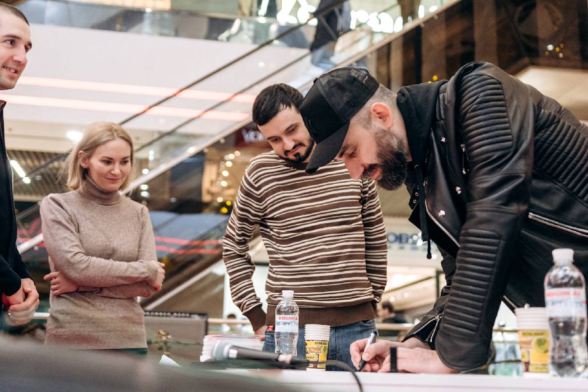 Автограф сессия MACHETE image-92