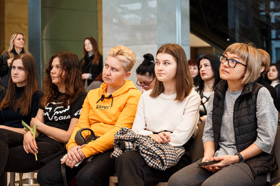 8 Березня в ТРЦ GULLIVER image-25