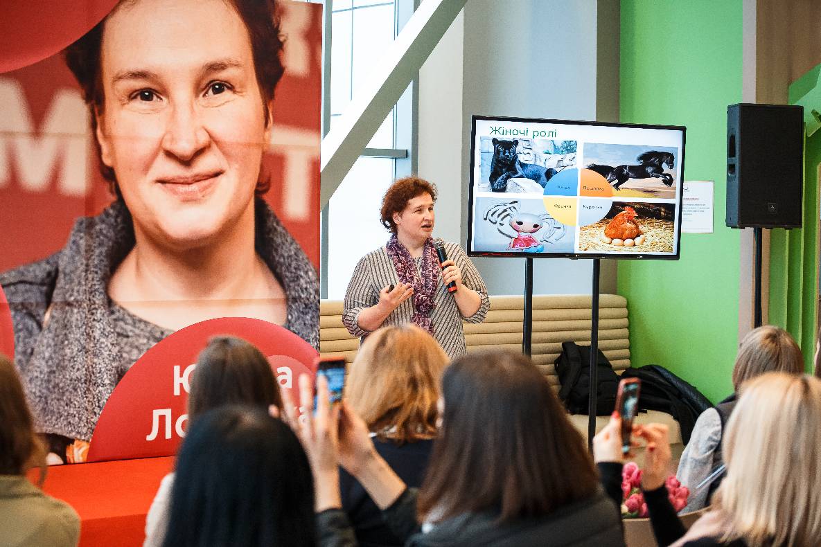 8 Березня в ТРЦ GULLIVER image-32