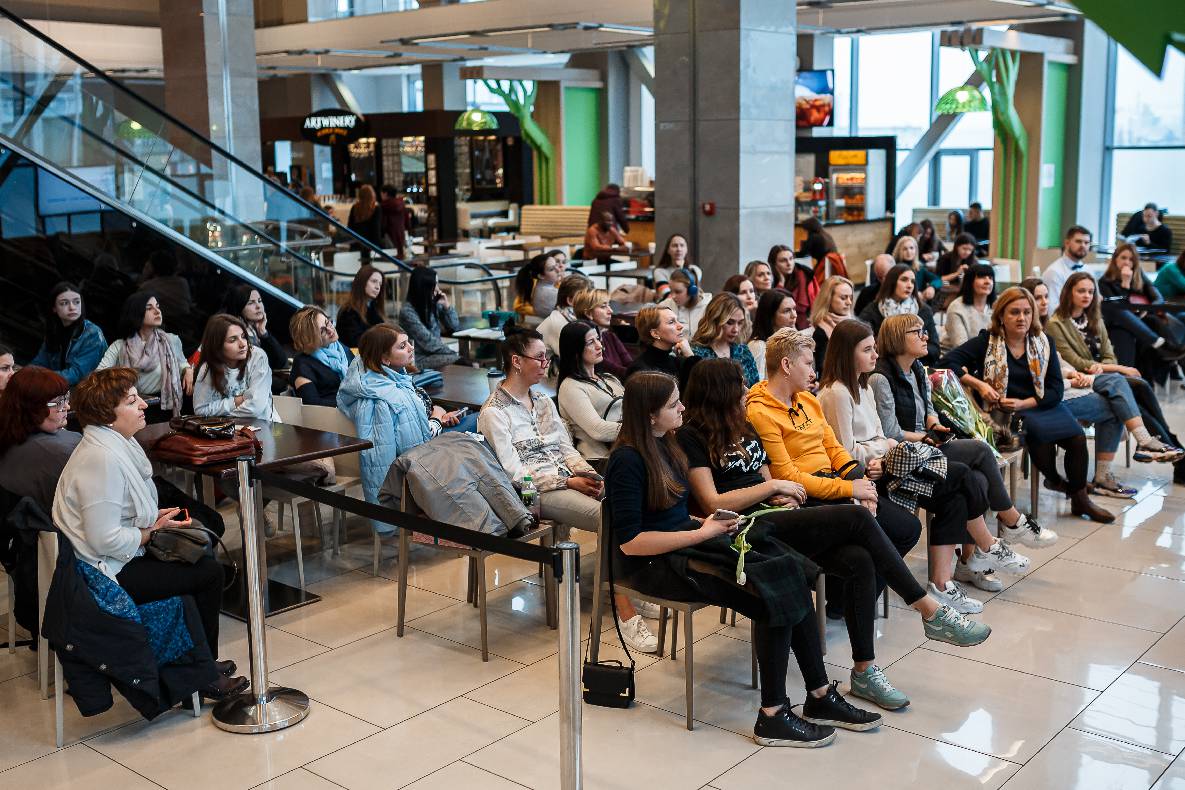 8 Березня в ТРЦ GULLIVER image-59