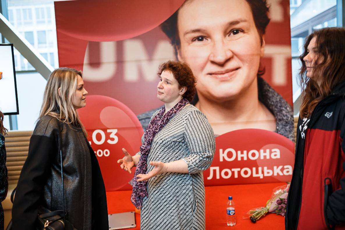 8 Березня в ТРЦ GULLIVER image-63