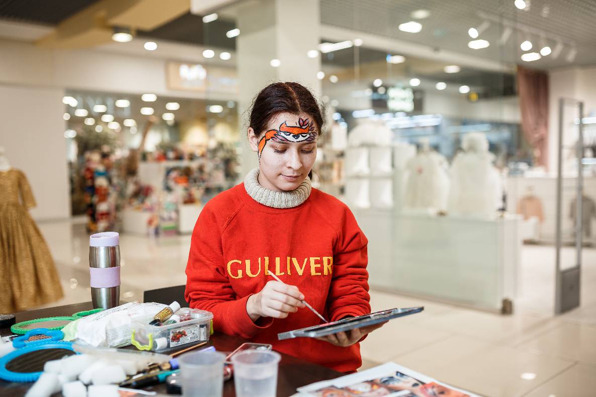 8 Березня в ТРЦ GULLIVER image-105