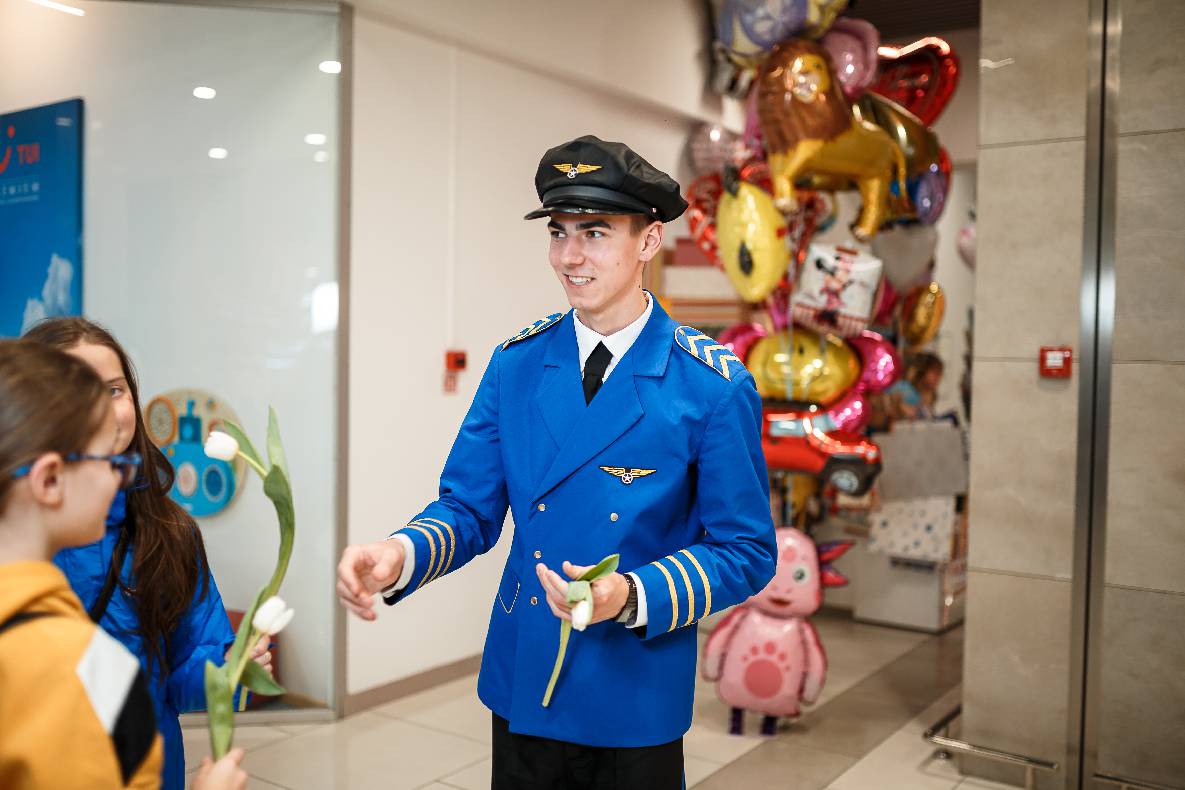 8 Березня в ТРЦ GULLIVER image-117