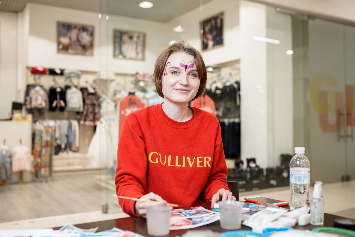 8 Березня в ТРЦ GULLIVER image-121