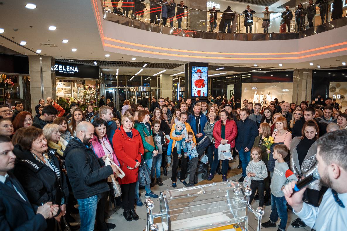 8 Березня в ТРЦ GULLIVER image-184