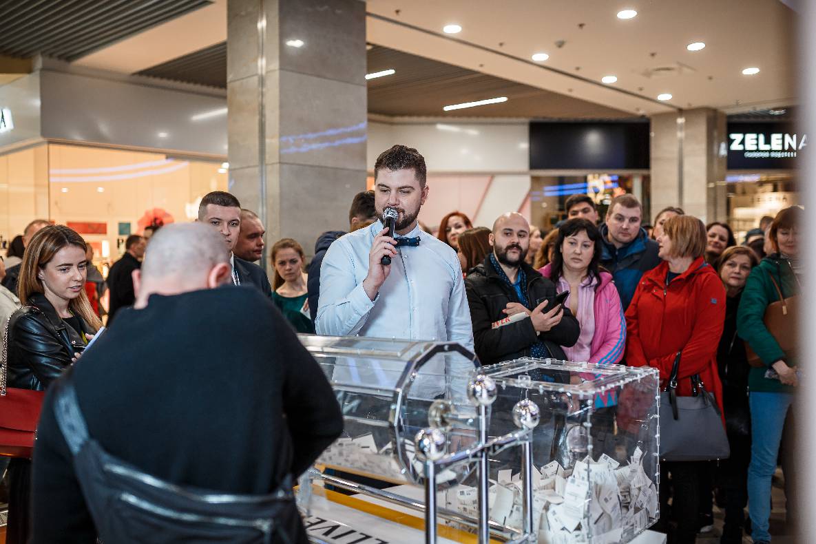 8 Березня в ТРЦ GULLIVER image-186