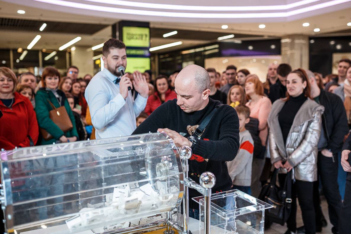 8 Березня в ТРЦ GULLIVER image-187