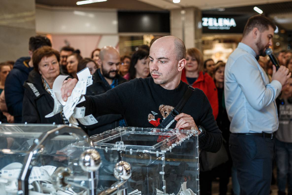 8 Березня в ТРЦ GULLIVER image-189