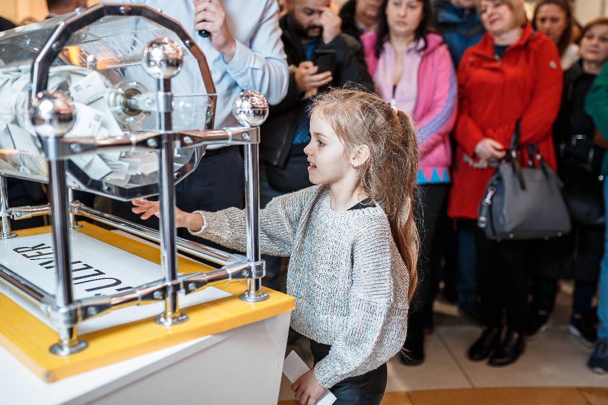 8 Березня в ТРЦ GULLIVER image-194