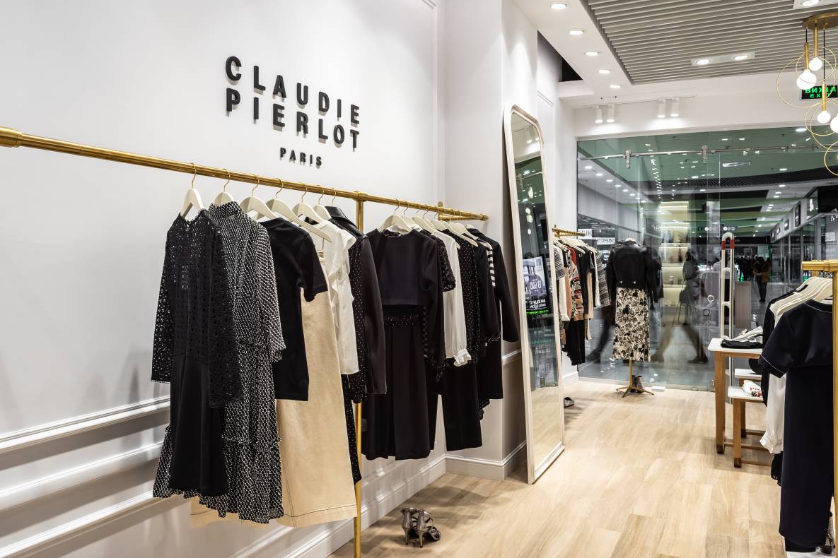 Shop Claudie Pierlot in the center of Kiev in the Gulliver