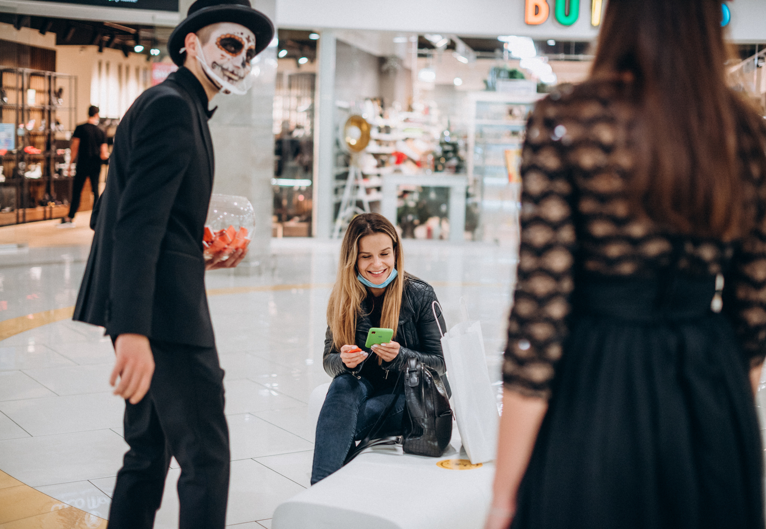 Halloween in Gulliver image-41