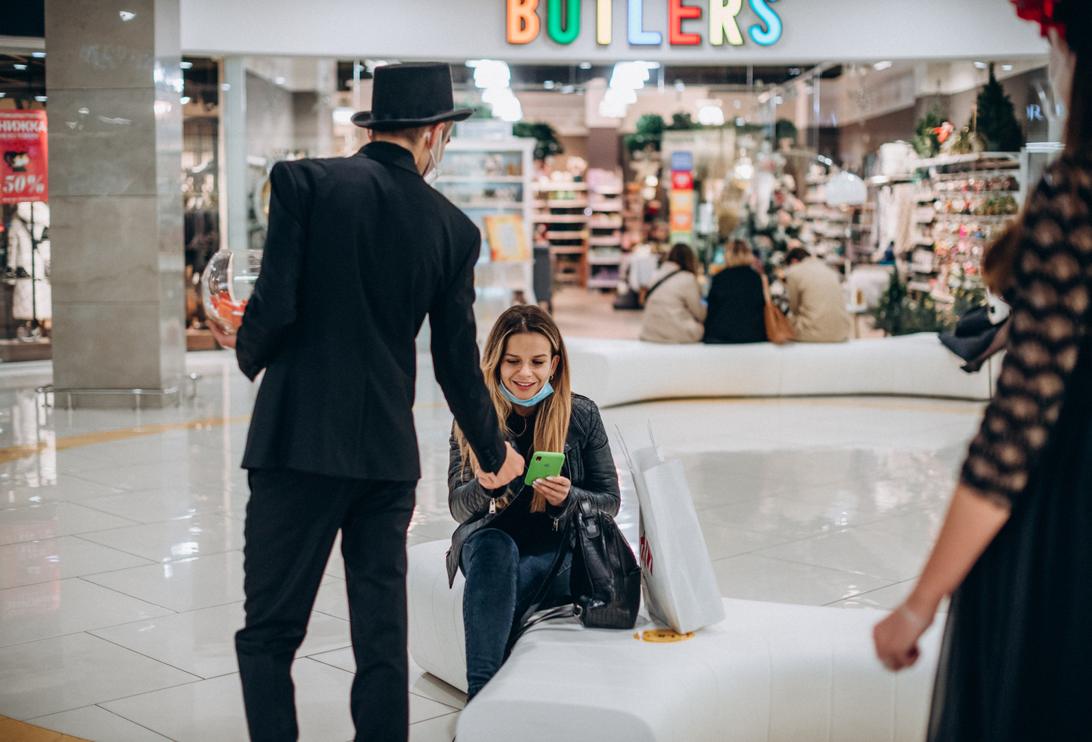 Halloween in Gulliver image-43