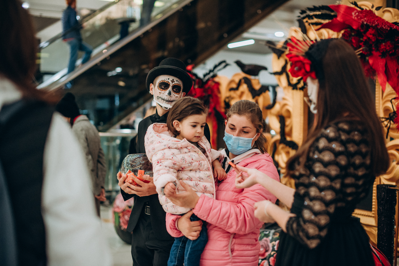 Halloween in Gulliver image-85