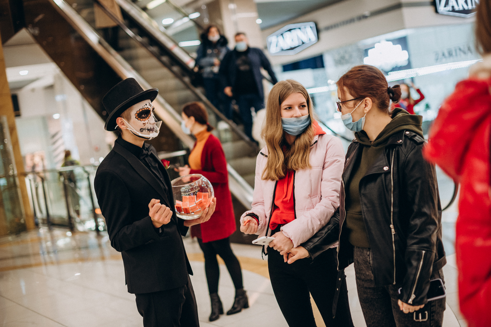 Halloween in Gulliver image-95