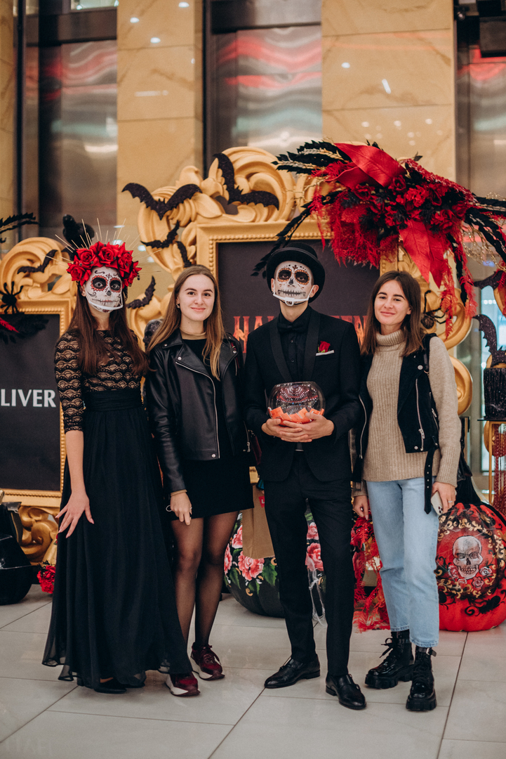 Halloween in Gulliver image-96