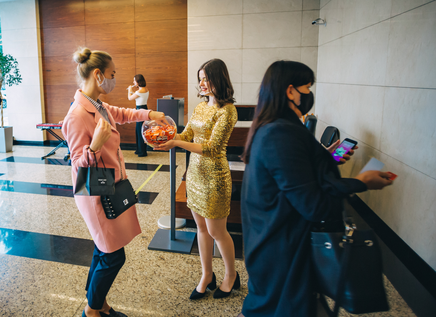 День рождения ТРЦ Gulliver — 7 лет на высоте! image-29