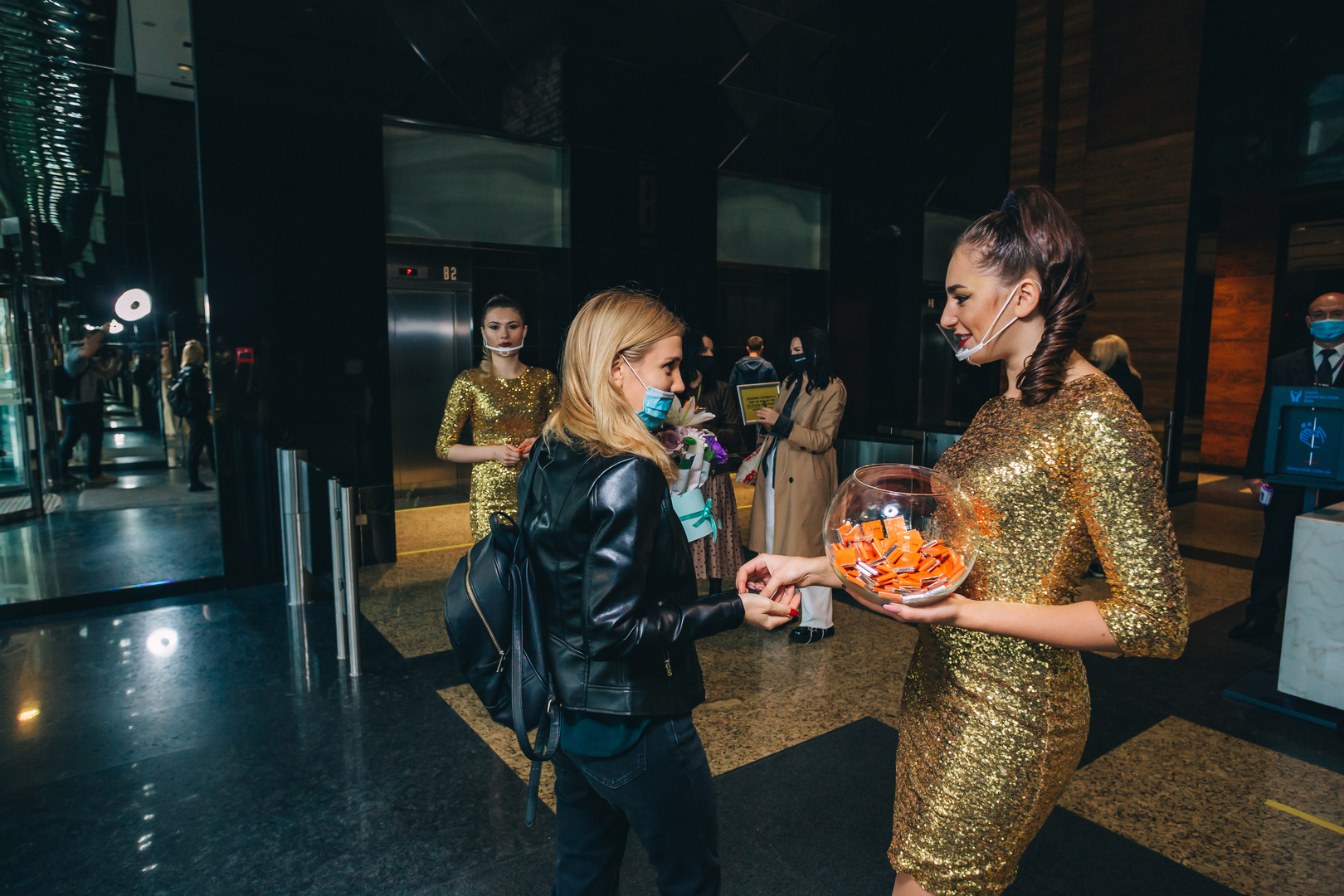 День рождения ТРЦ Gulliver — 7 лет на высоте! image-39