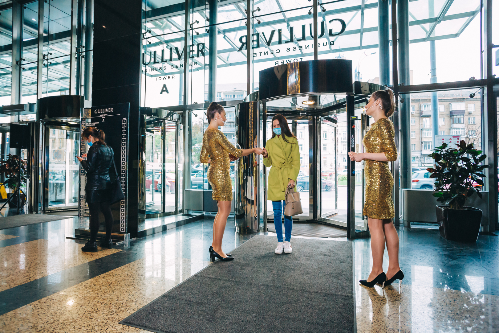 День рождения ТРЦ Gulliver — 7 лет на высоте! image-41