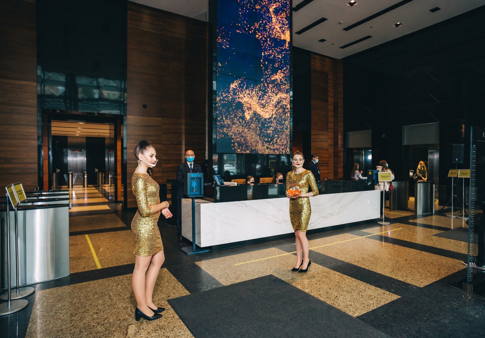 День рождения ТРЦ Gulliver — 7 лет на высоте! image-48