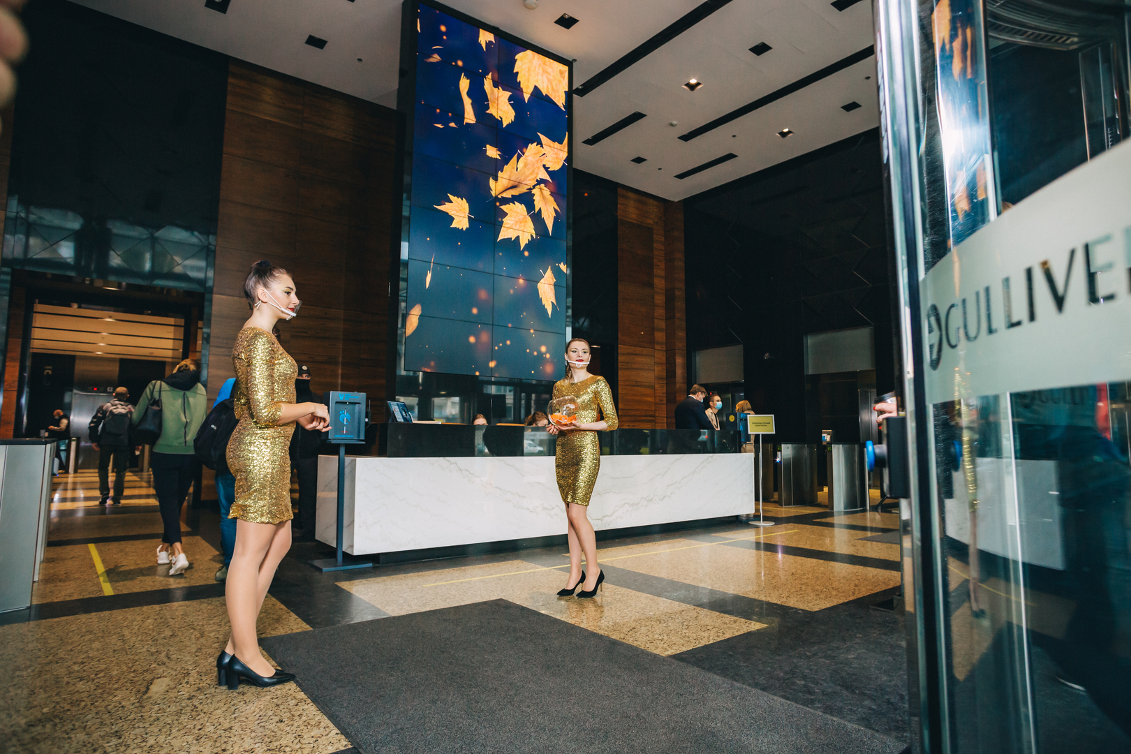 День рождения ТРЦ Gulliver — 7 лет на высоте! image-52