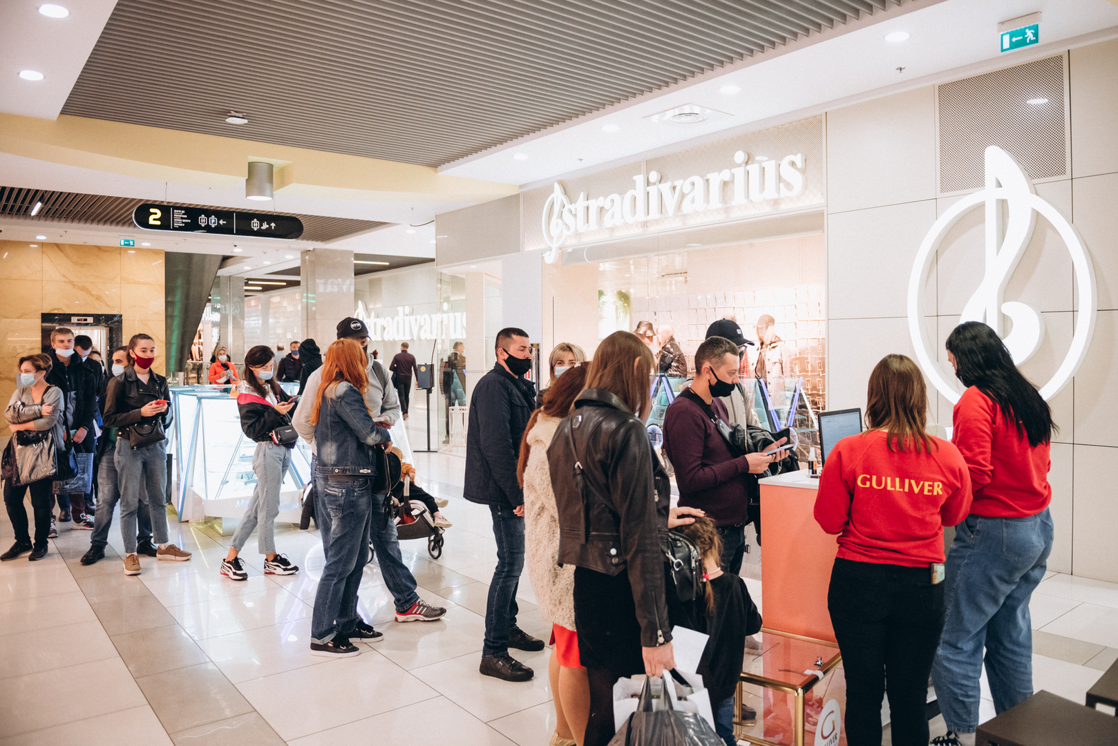 День рождения ТРЦ Gulliver — 7 лет на высоте! image-73