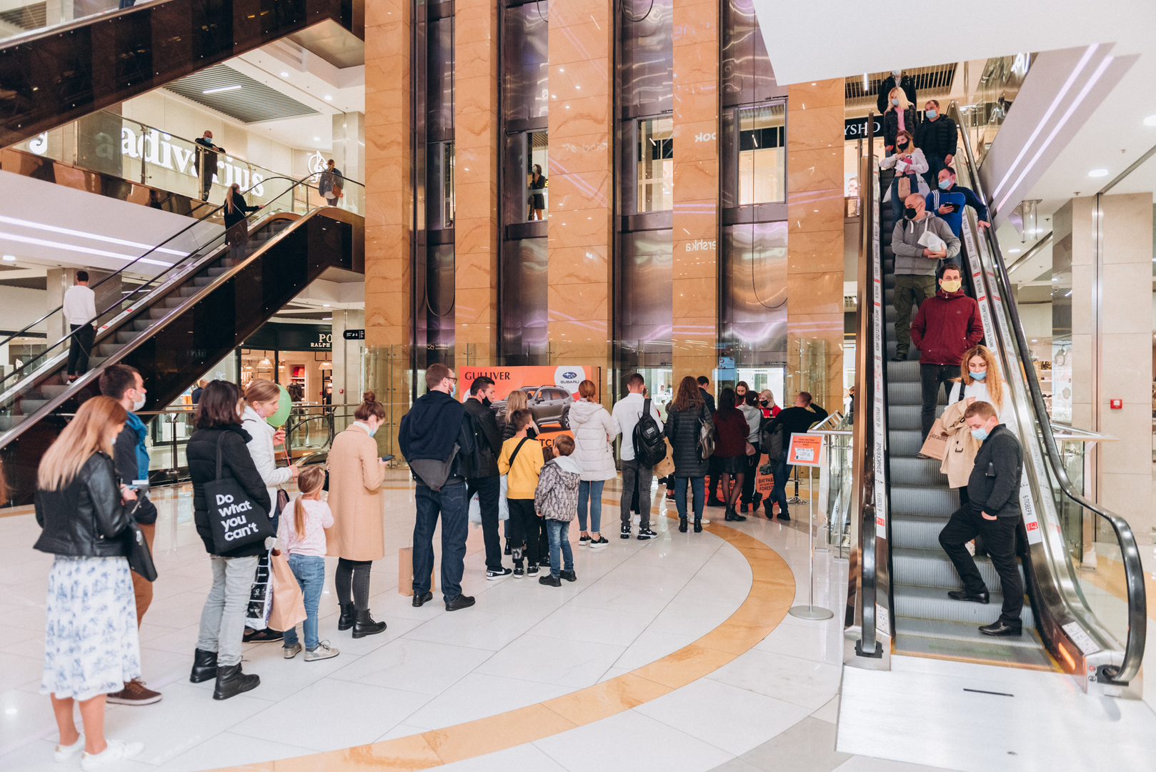 День рождения ТРЦ Gulliver — 7 лет на высоте! image-99