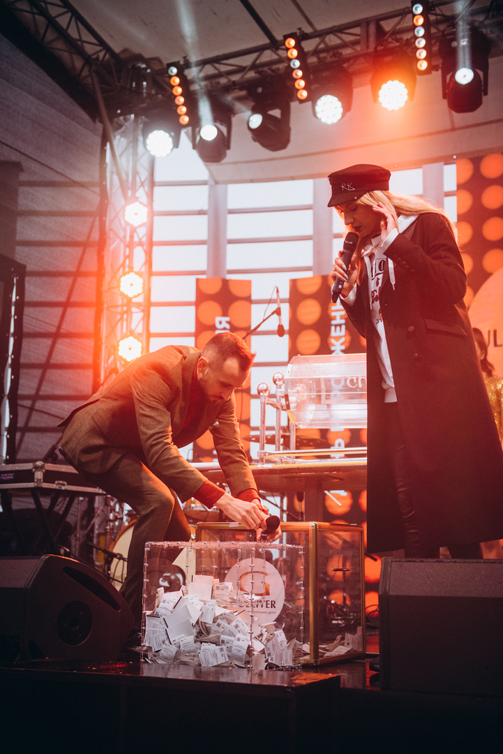 День рождения ТРЦ Gulliver — 7 лет на высоте! image-127