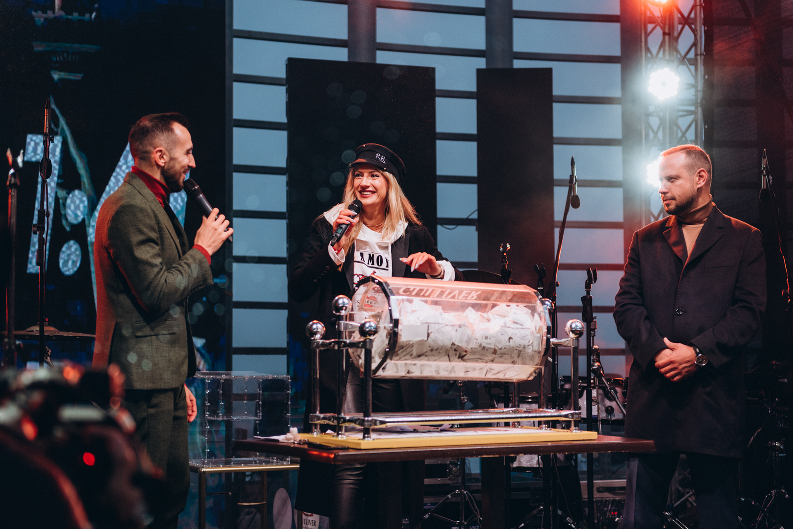 День рождения ТРЦ Gulliver — 7 лет на высоте! image-170