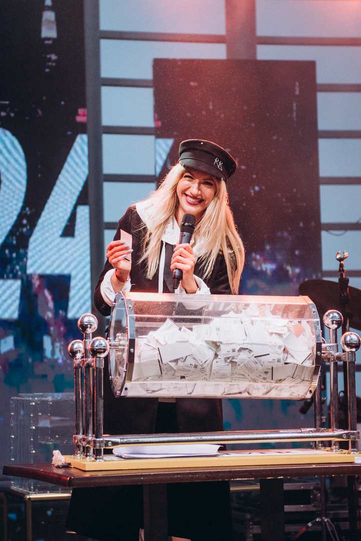 День рождения ТРЦ Gulliver — 7 лет на высоте! image-176