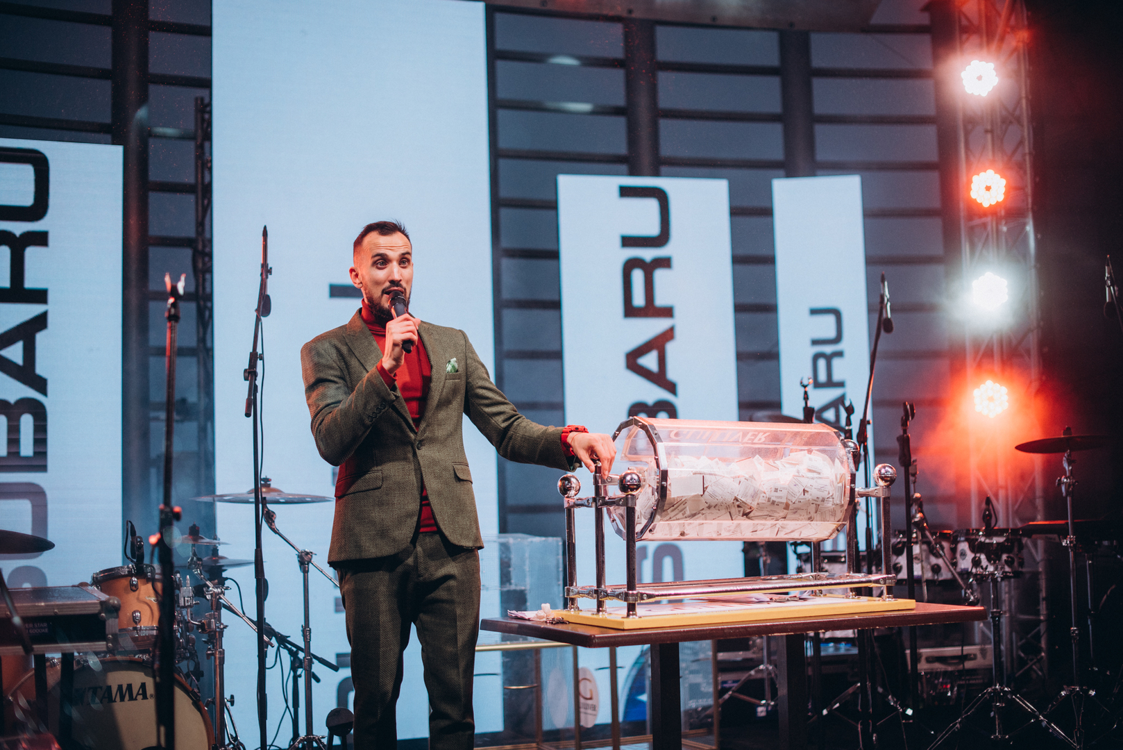 День рождения ТРЦ Gulliver — 7 лет на высоте! image-182