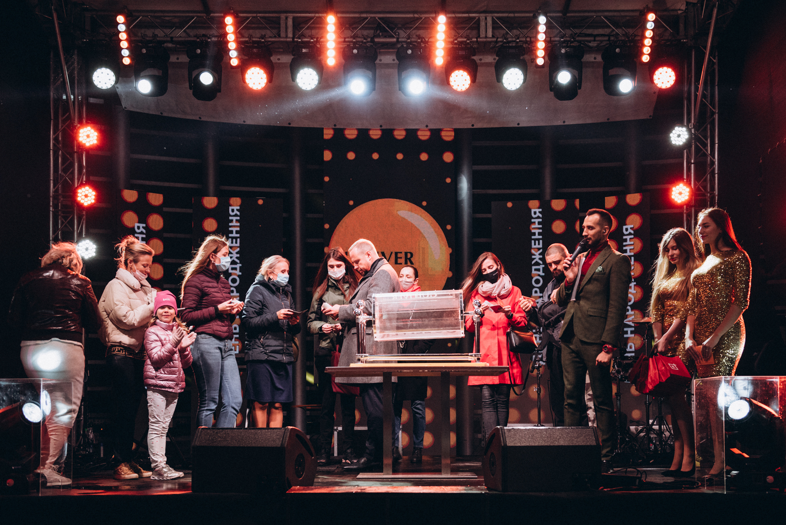 День рождения ТРЦ Gulliver — 7 лет на высоте! image-439