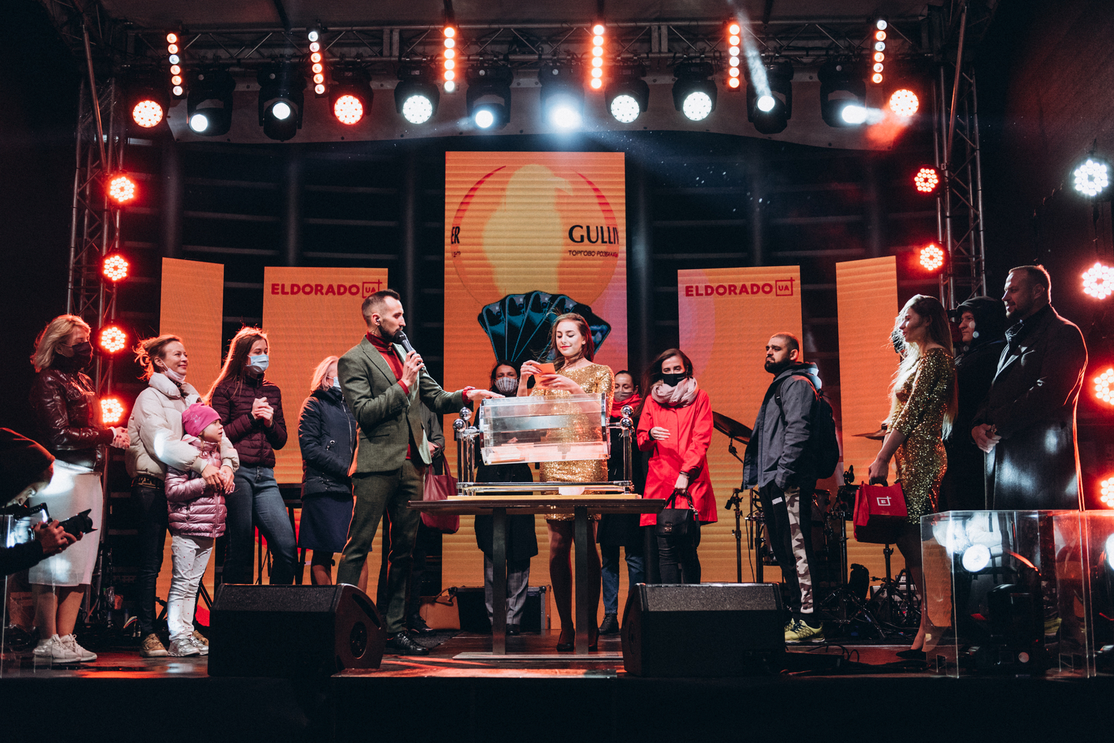 День рождения ТРЦ Gulliver — 7 лет на высоте! image-460