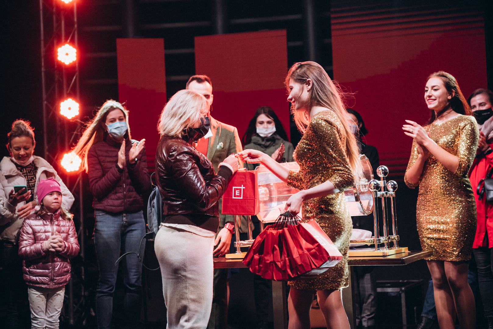 День рождения ТРЦ Gulliver — 7 лет на высоте! image-484