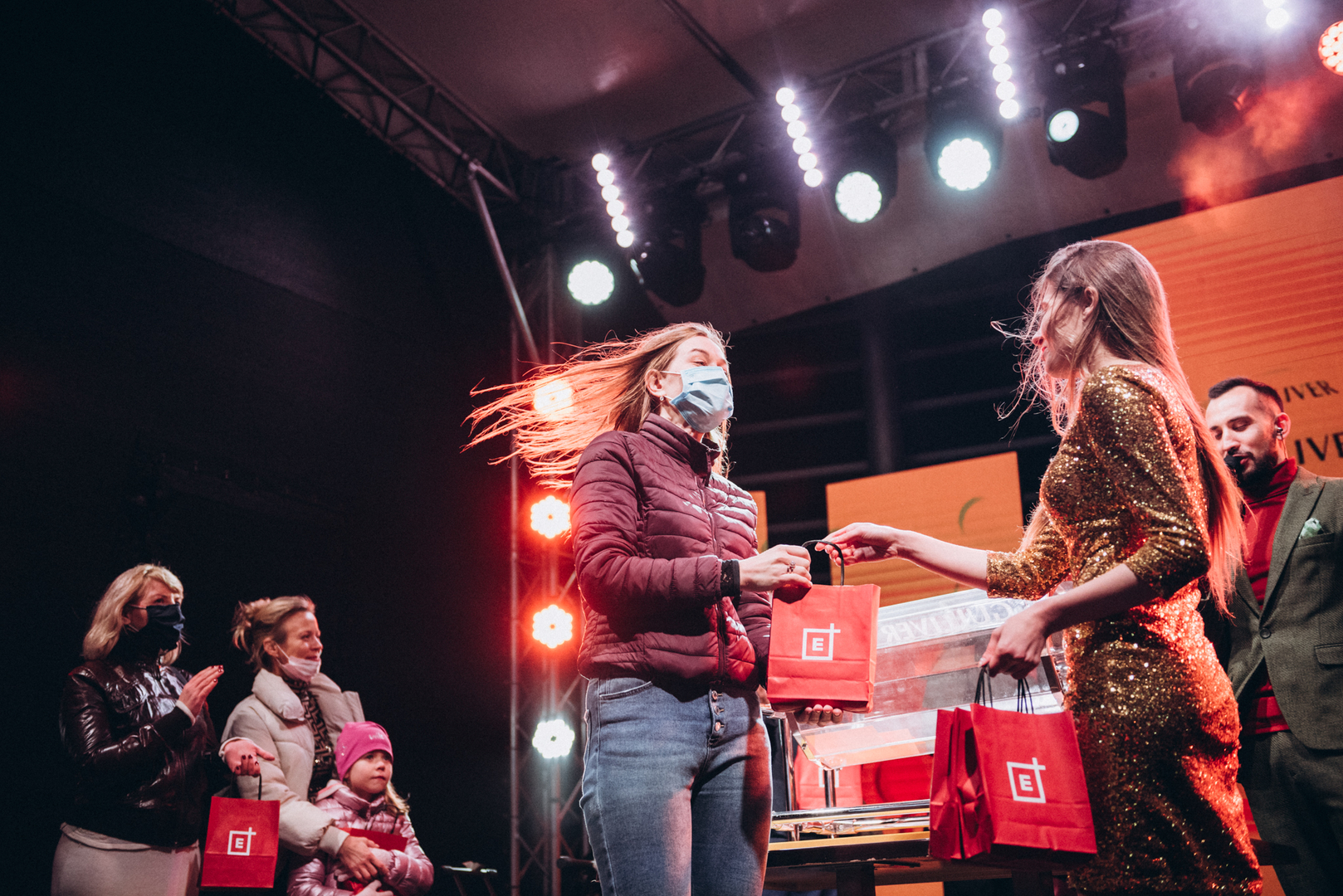 День рождения ТРЦ Gulliver — 7 лет на высоте! image-495