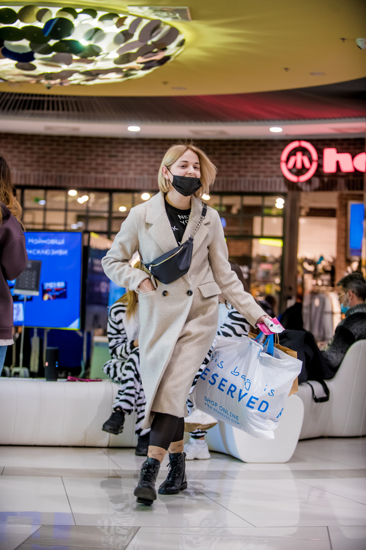 Black Friday at the Gulliver mall image-9