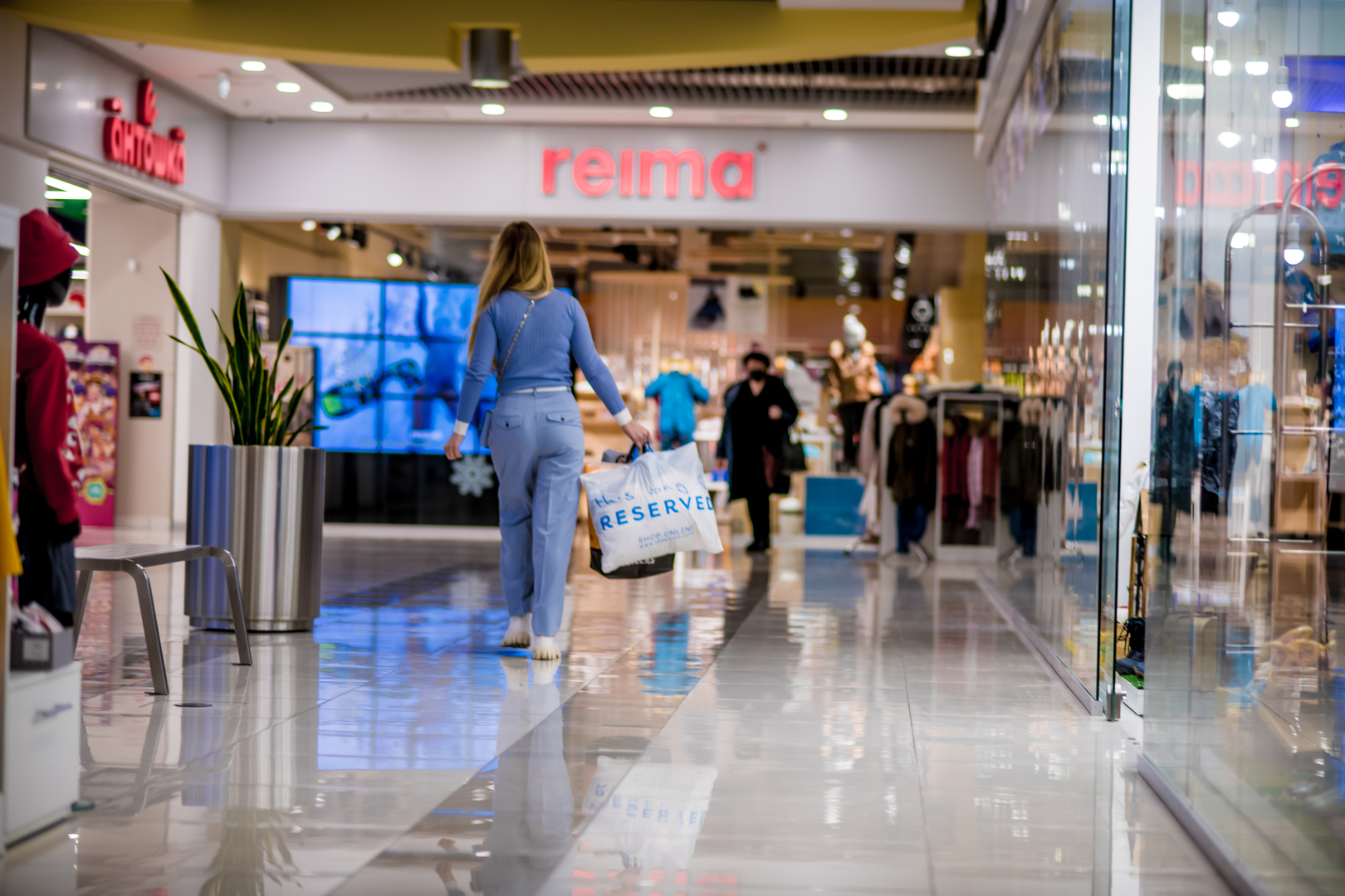 Black Friday at the Gulliver mall image-16