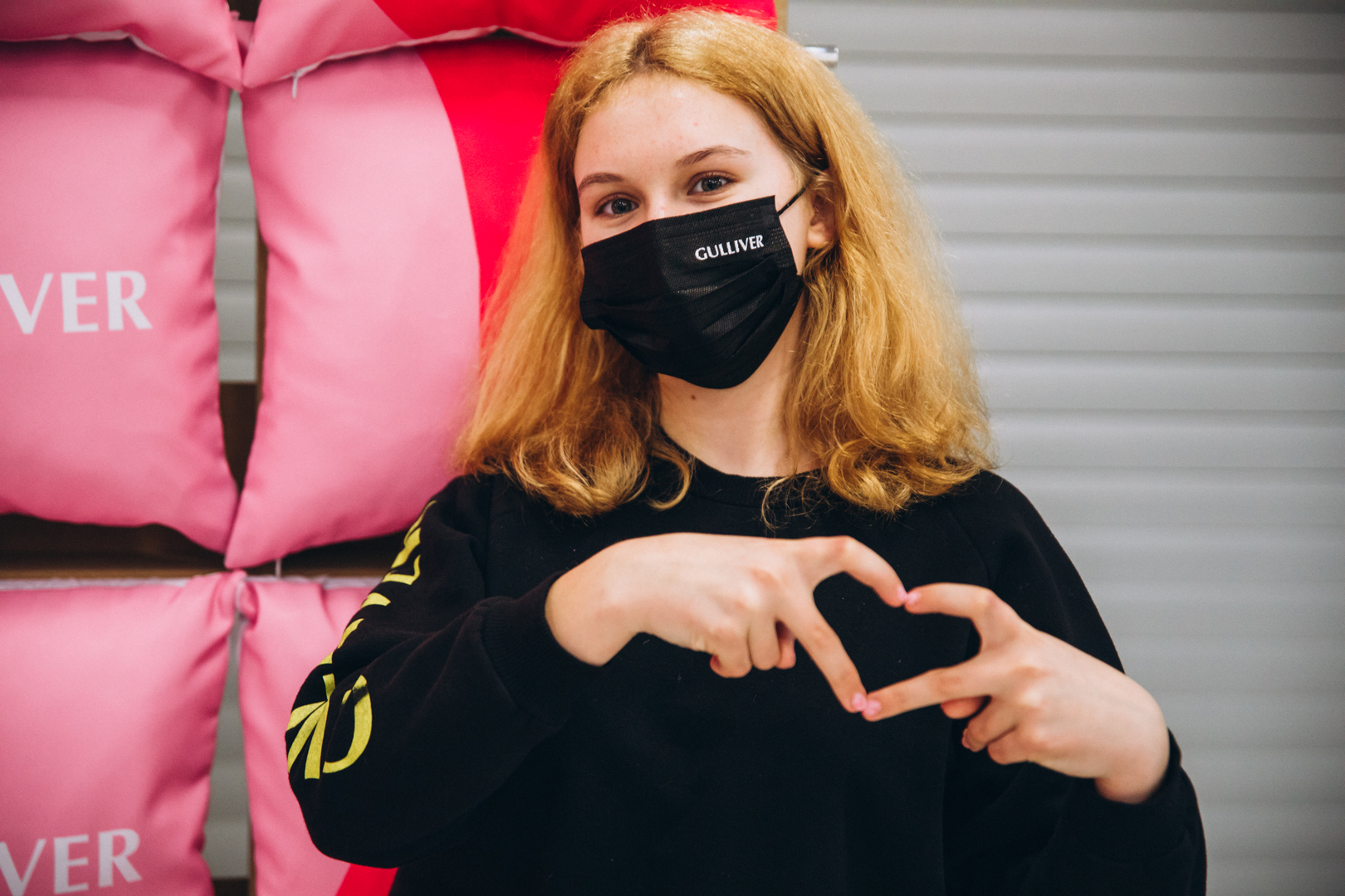 Love is Gulliver image-6