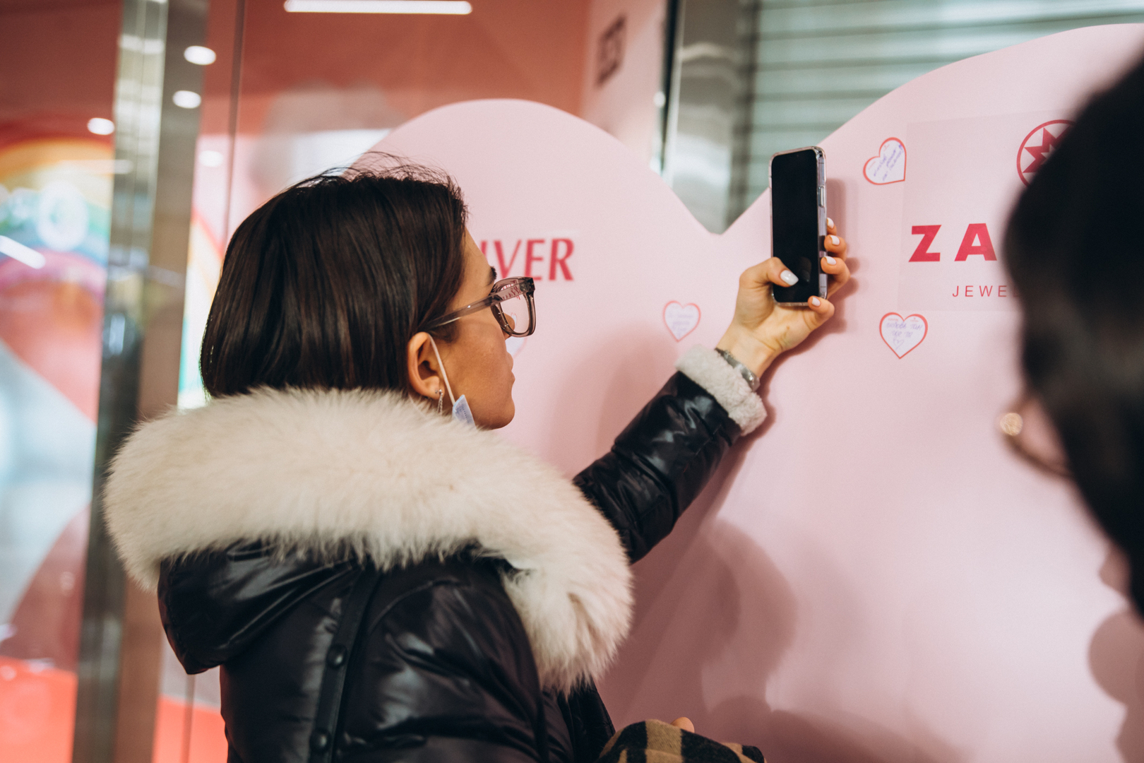 Love is Gulliver image-8