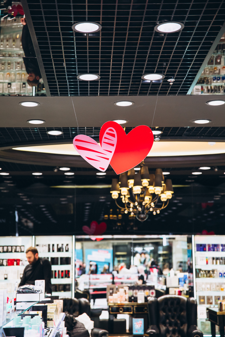 Love is Gulliver image-19