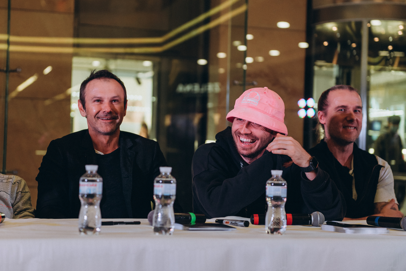 An autograph session of the Okean Elzy and Kalush image-15