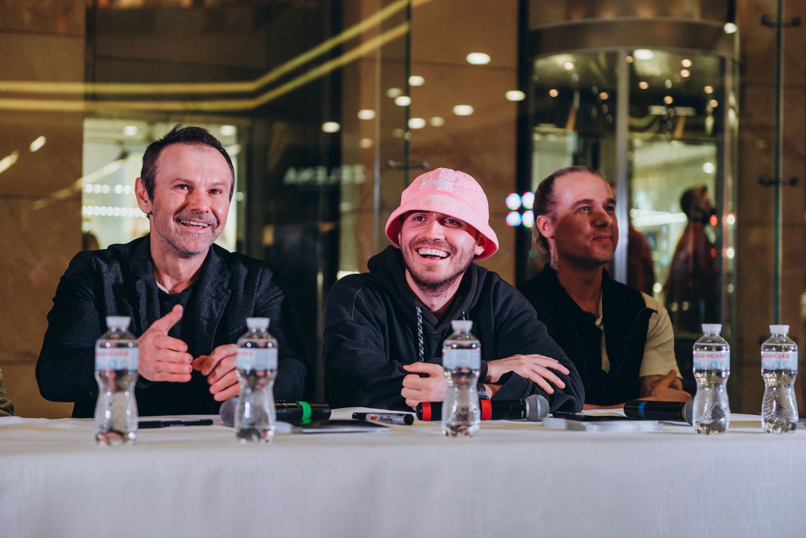 An autograph session of the Okean Elzy and Kalush image-21