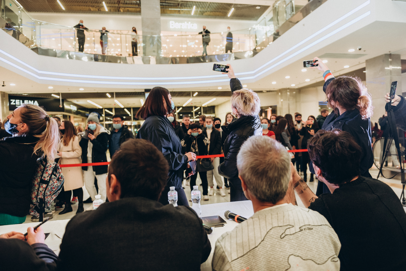 An autograph session of the Okean Elzy and Kalush image-46