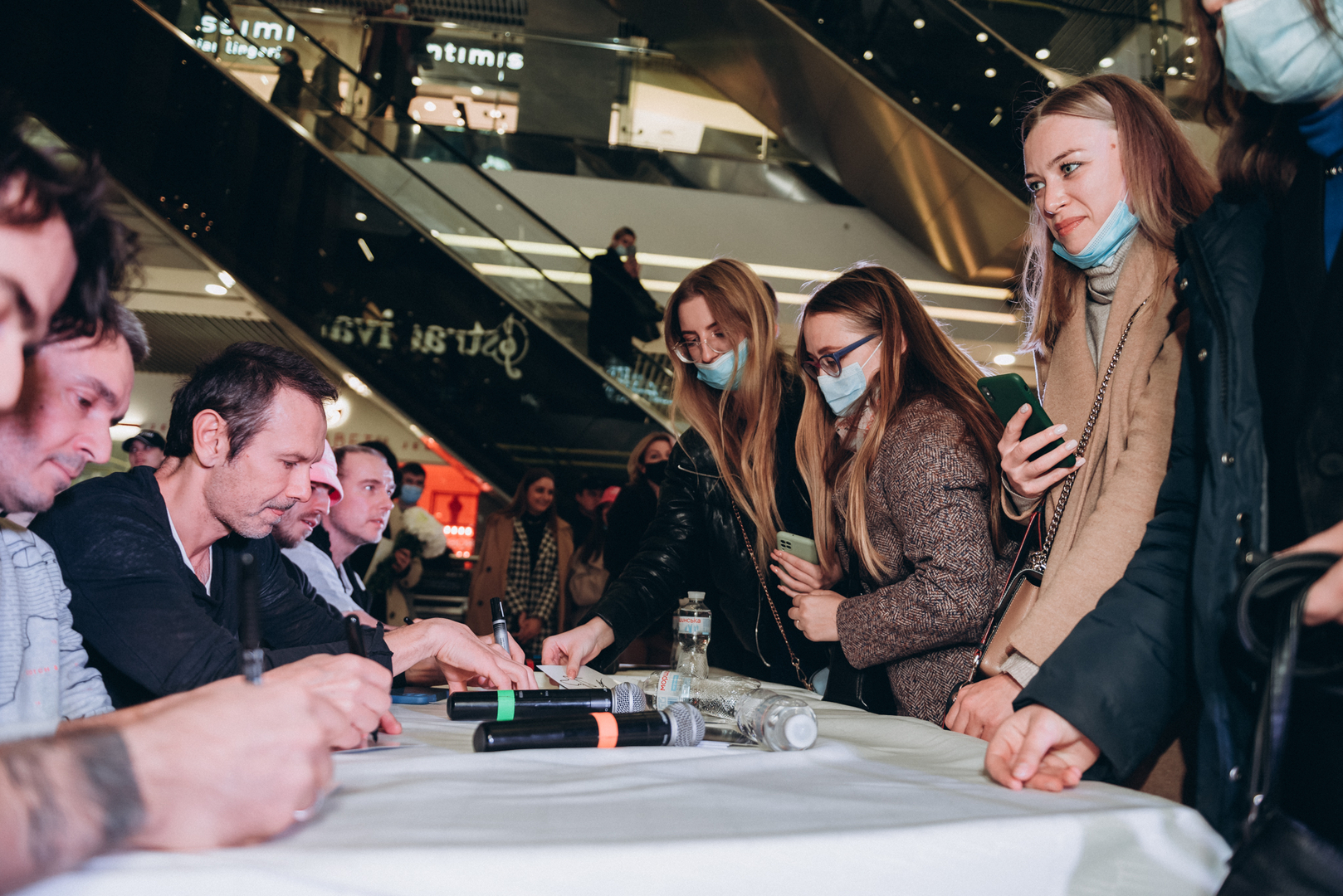 An autograph session of the Okean Elzy and Kalush image-48