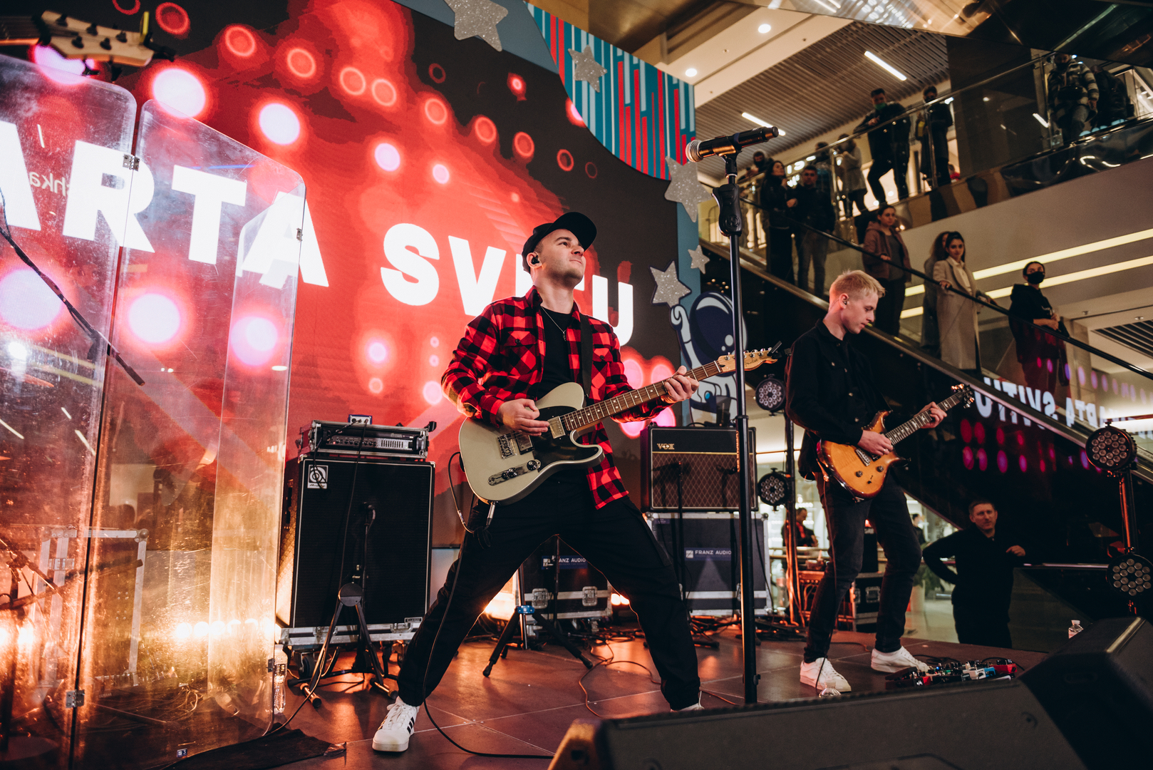 Gulliver&#039;s 8th Birthday is Just Space! image-36