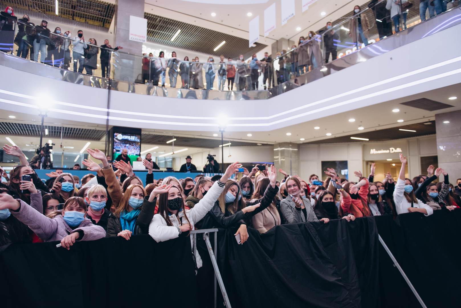 Gulliver&#039;s 8th Birthday is Just Space! image-41