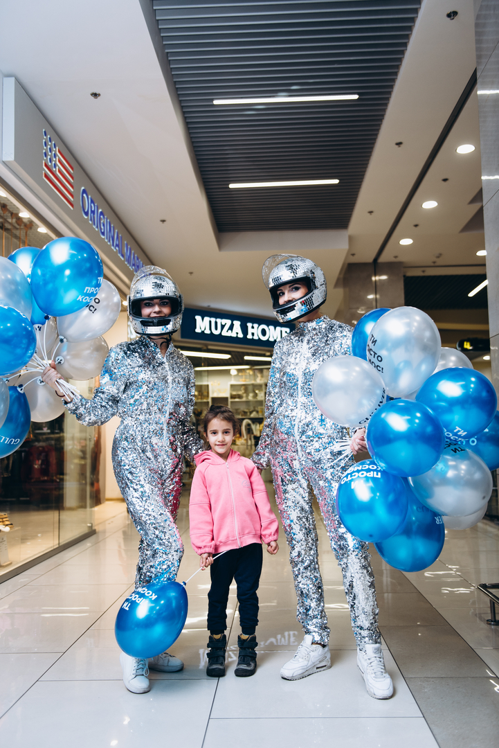 Gulliver&#039;s 8th Birthday is Just Space! image-62