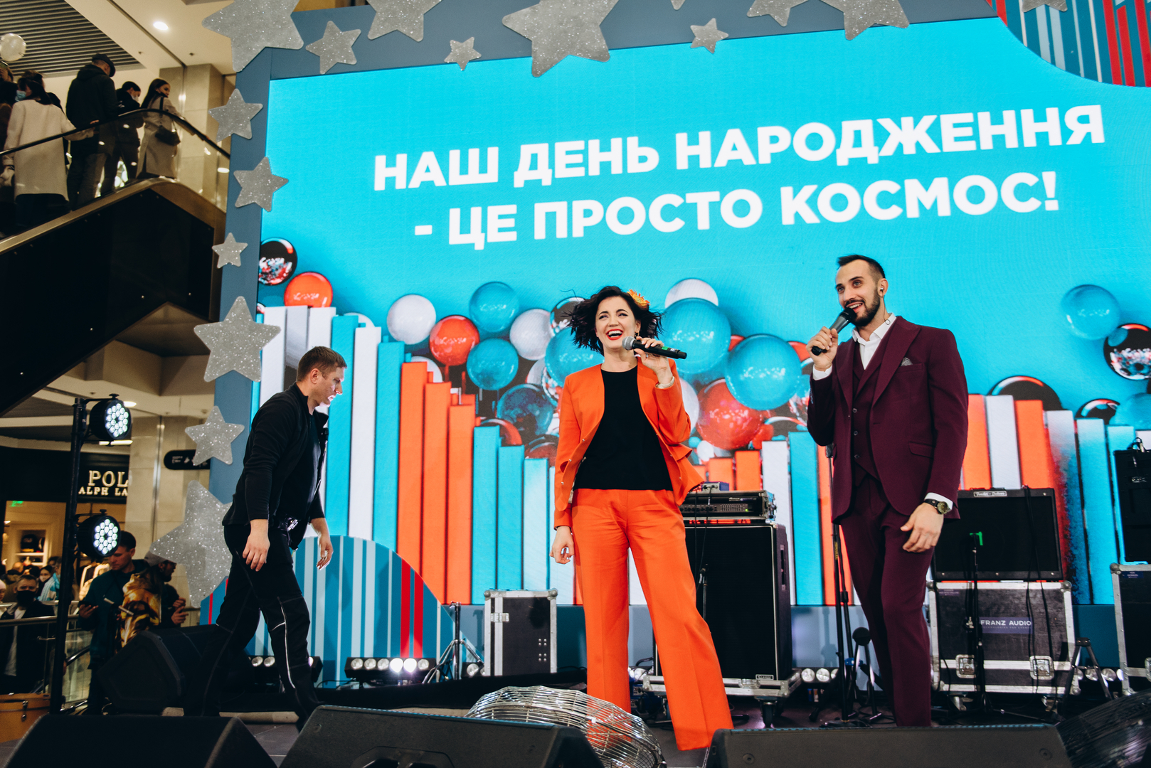 Gulliver&#039;s 8th Birthday is Just Space! image-75